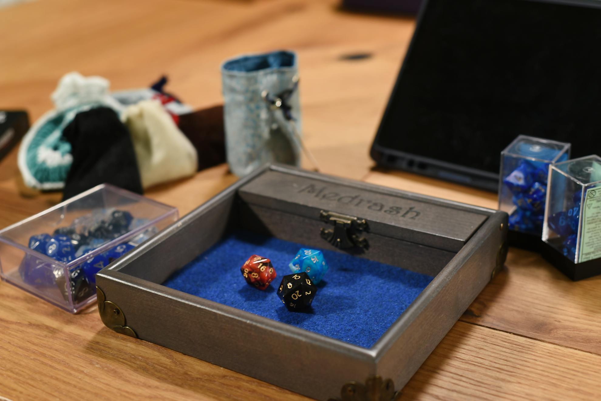Magie statt Mitschriften – Dice Actors – Steady