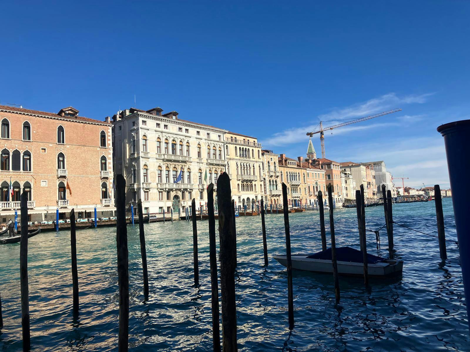 Canal Grande im Sonnenschein