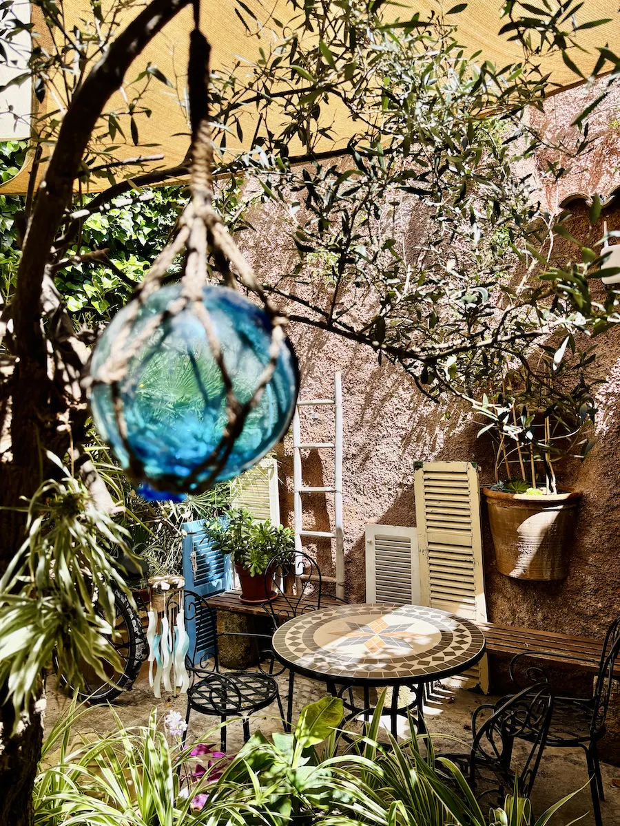 patio workspace Rayaworx Santanyí