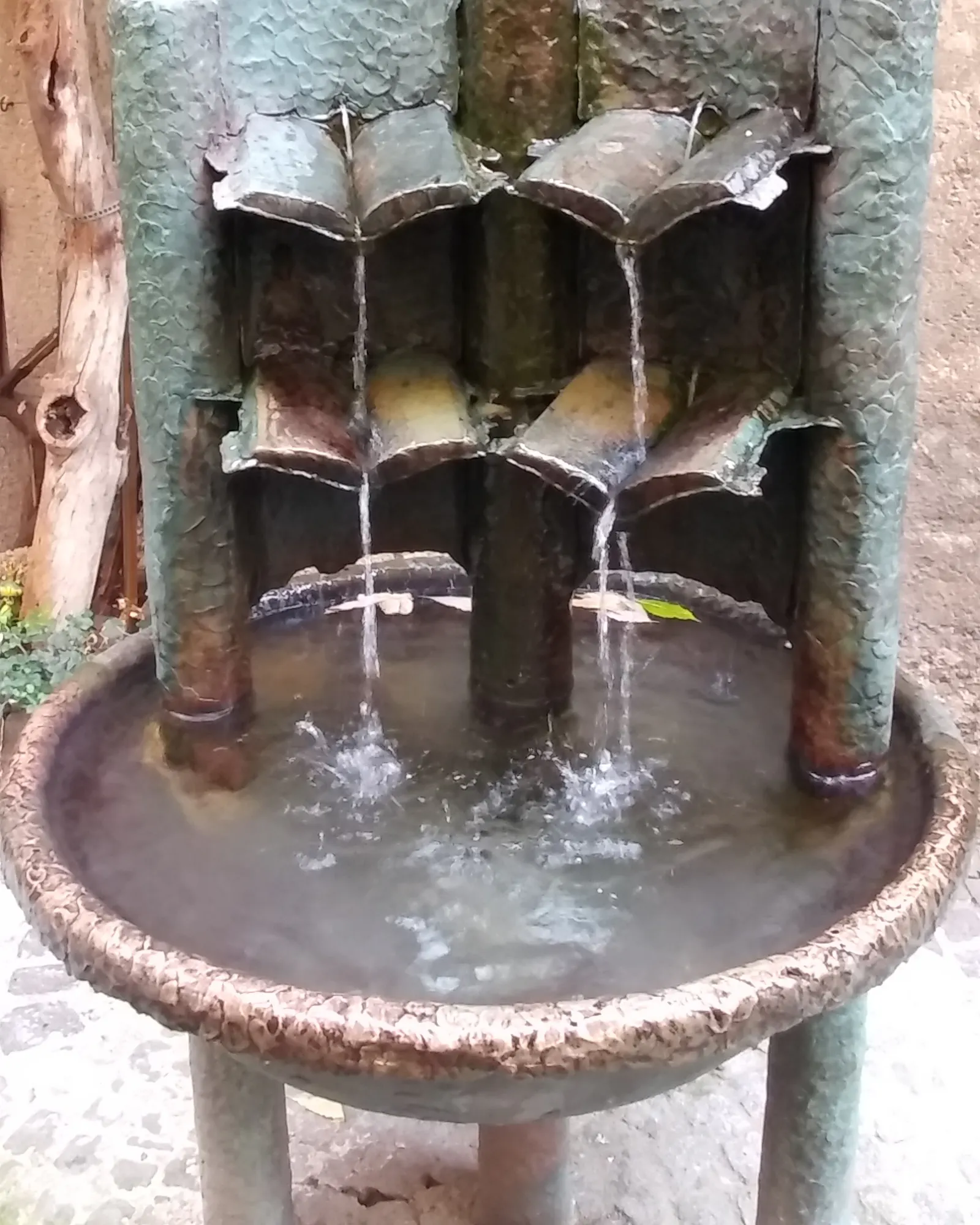 Bücherbrunnen in Innsbruck (1985)