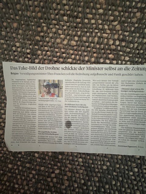 (mit Fettfleck)