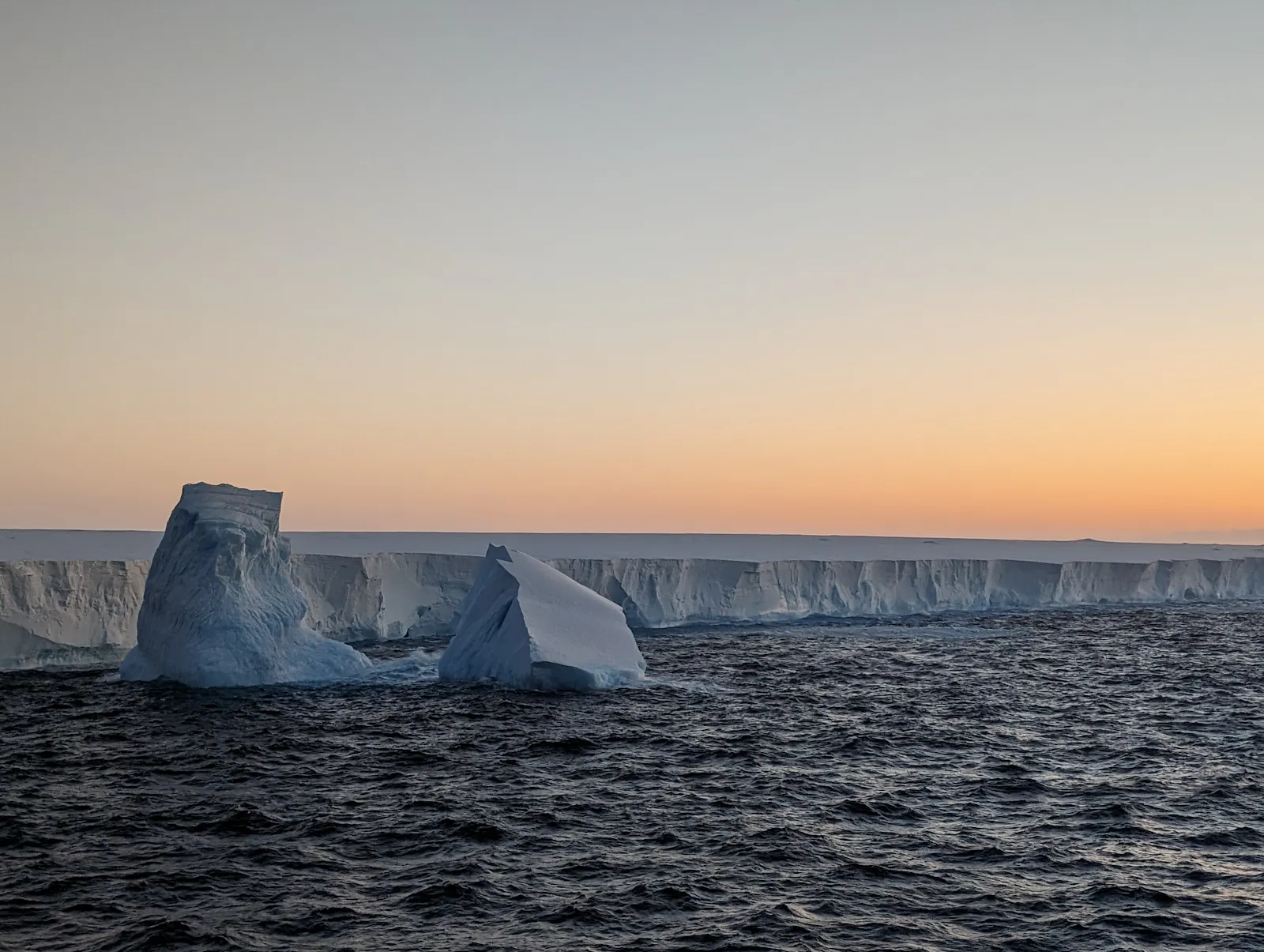 Der größte Eisberg der Welt, genannt A23a. Foto: Jürgen Brand