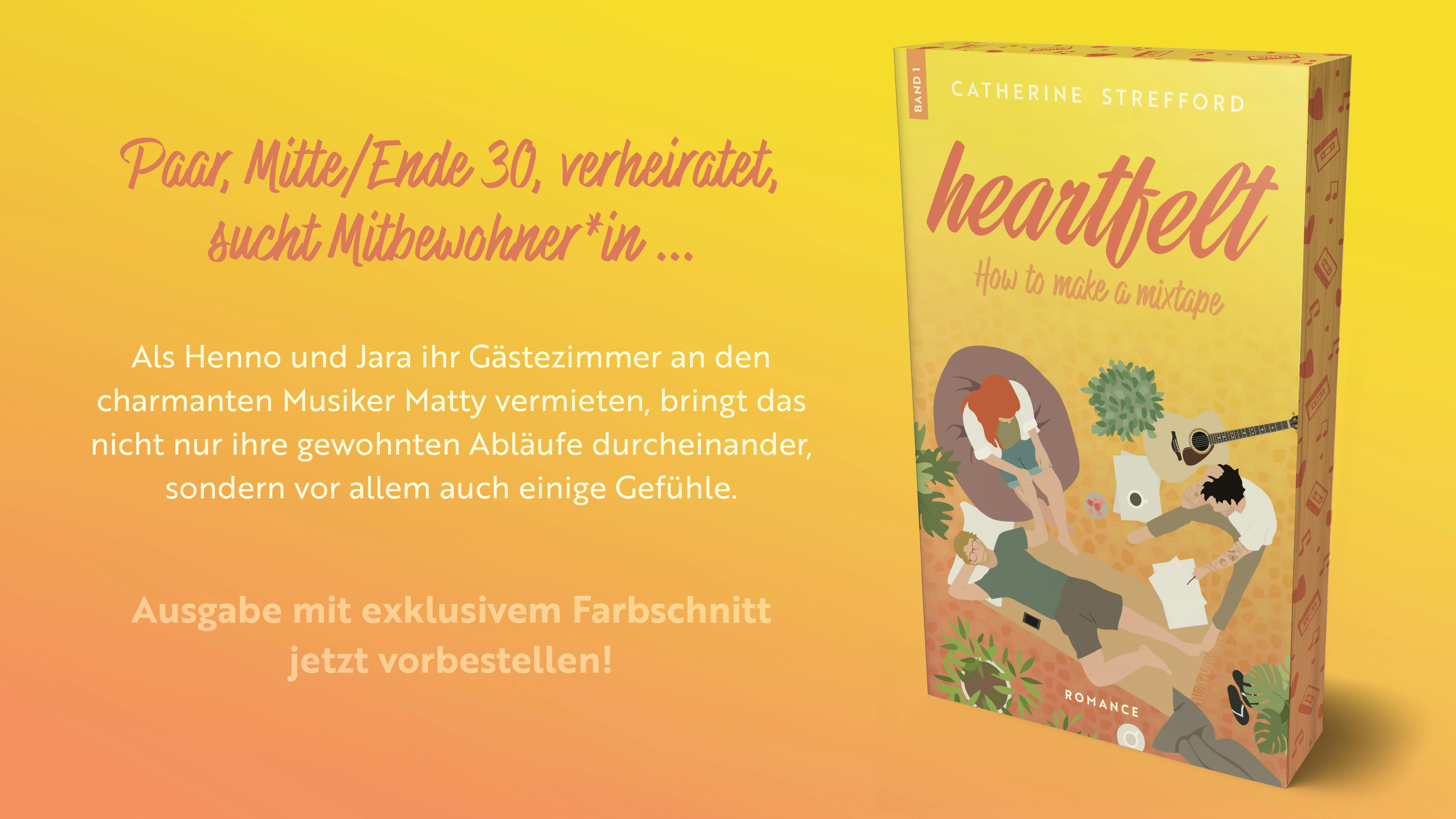 Warme Gelb- und Orangetöne, darauf drei illustrierte stilistische Personen. Eine Frau mit roten Haaren, die in einem Sitzsack sitzt, ein dunkelblonder Mann mit Brille und Bart, der entspannt auf einem Tuch liegt und ein dunkelhaariger Mann mit Gitarre, der versucht einen Song zu schreiben.
