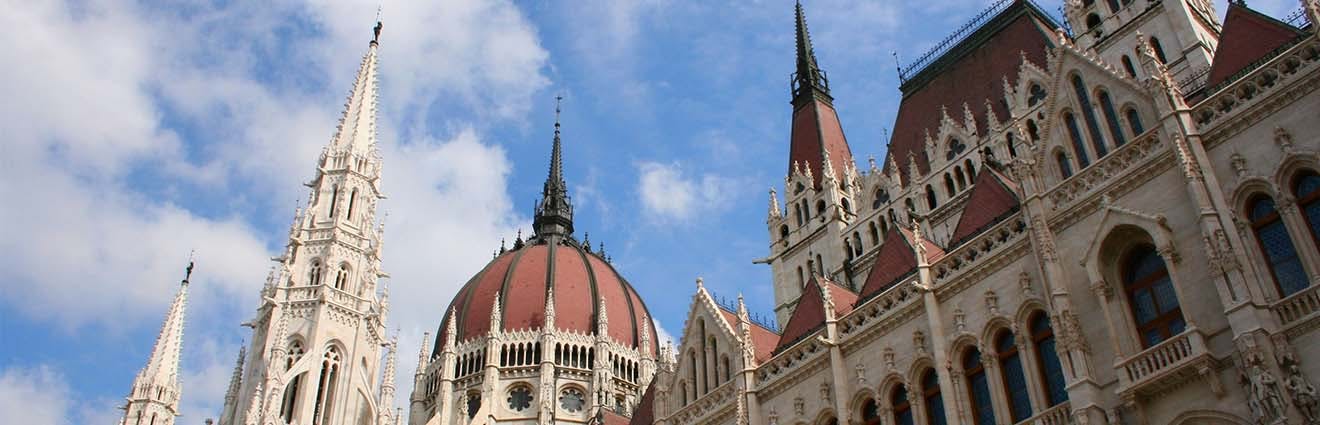 Blick auf das ungarische Parlament