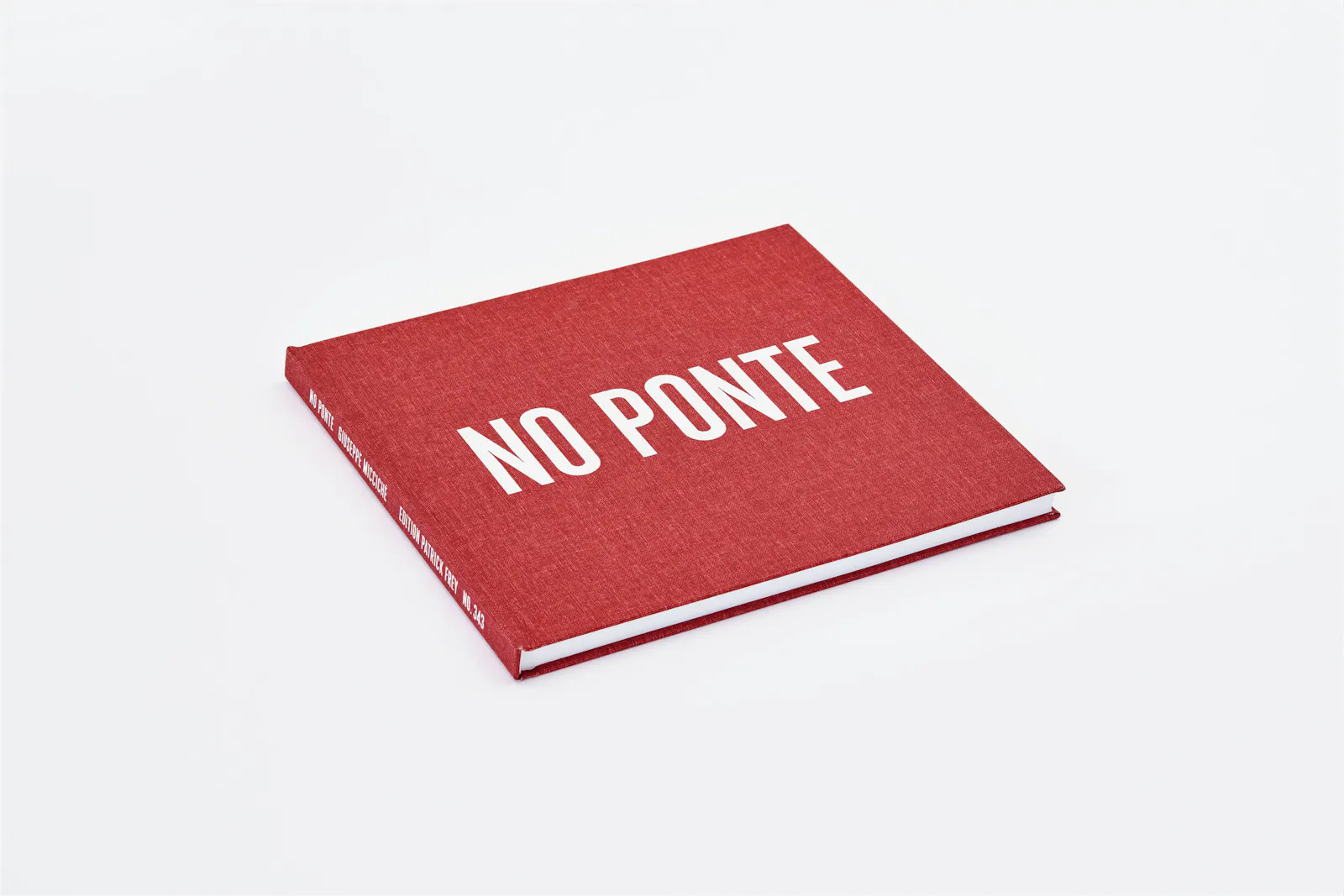 Buch No Ponte, published by Edition Patrick Frey. Hardcover, 156 Pages, 70 color images, Text English and Italian