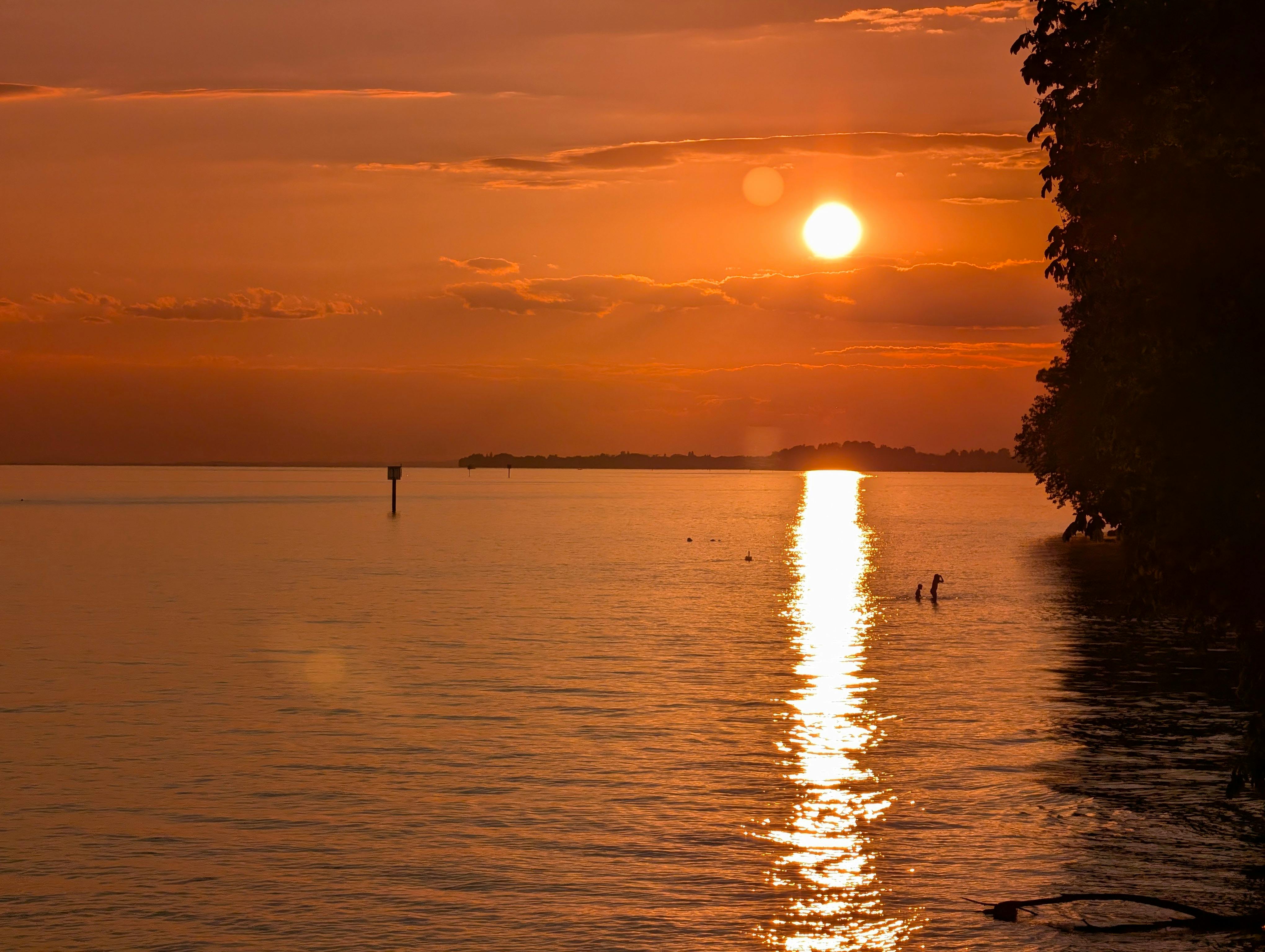 Diese Woche wird es wieder warm. Schade, dass der Bodensee für eine kurze Abkühlung am Abend dann doch etwas zu weit weg ist. Foto: Jürgen Brand