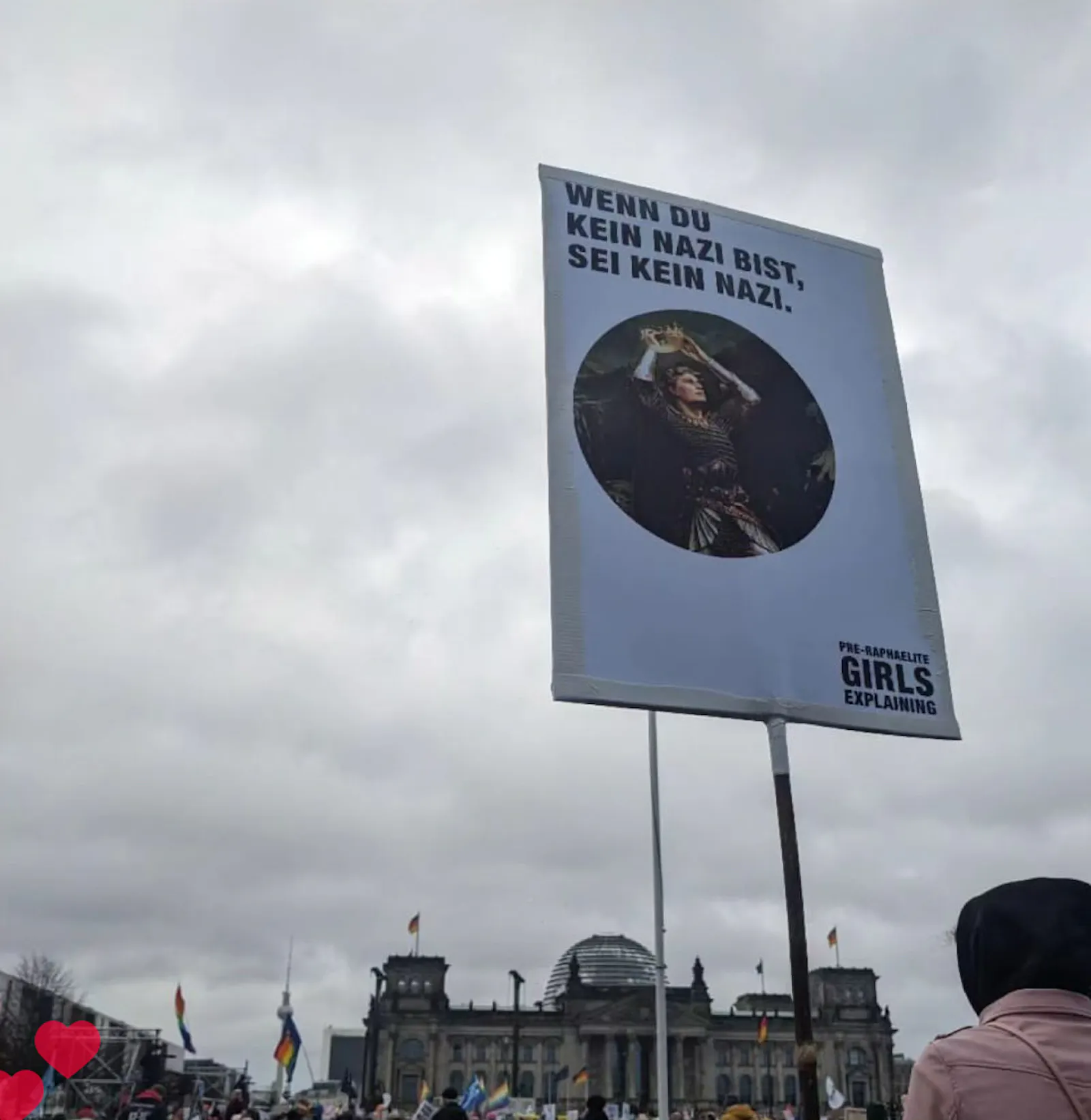 Demoplakat vor Reichstagsgebäude