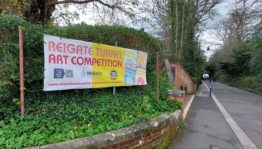 Sign in Tunnel Road, Reigate, promoting art competition