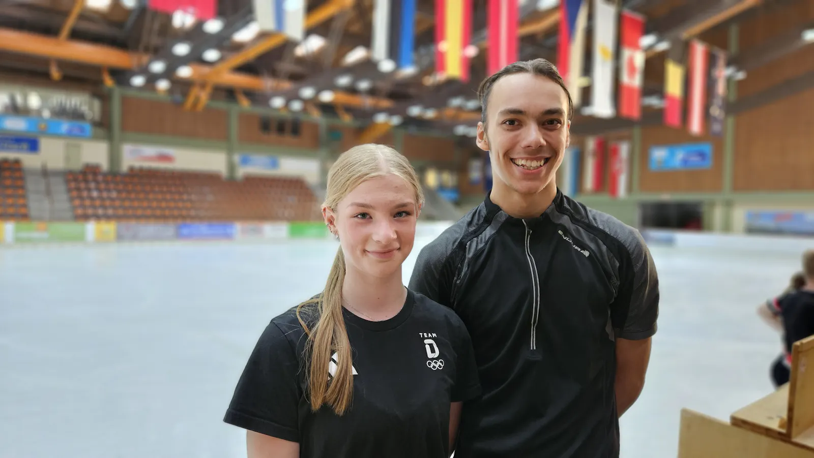 Portraitbild von Mia Lee Meyer und Atl Ongay-Perez