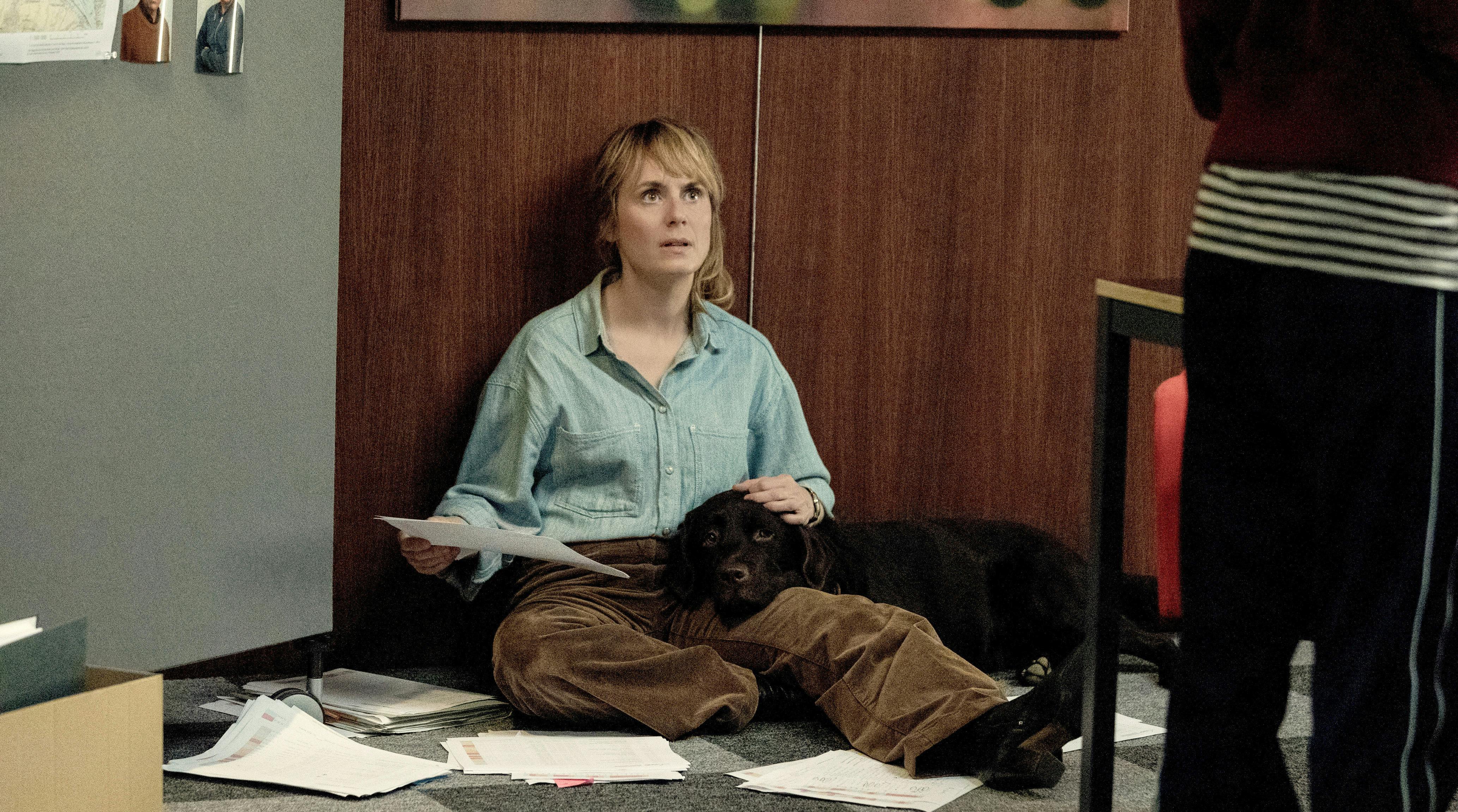 Auf den Hund gekommen: Isabelle Grandjean (Anna Pieri Zuercher)

© ARD Degeto Film/SRF/Sava Hlavacek