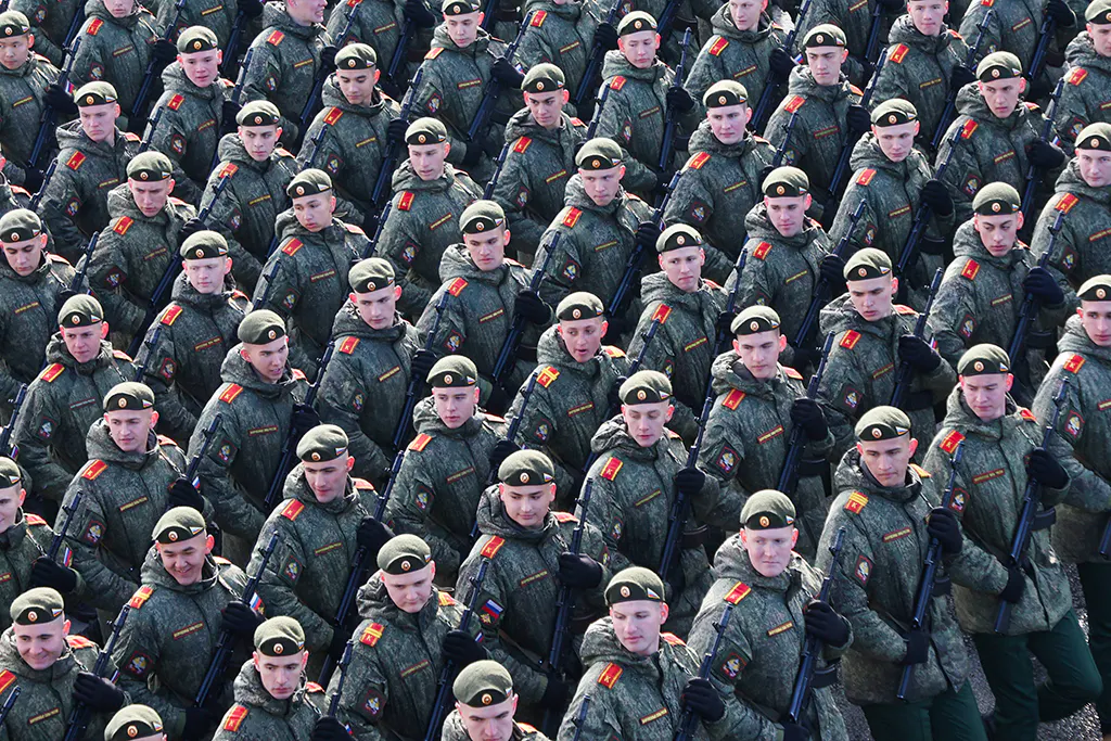 Russische Soldaten bei einer Parade