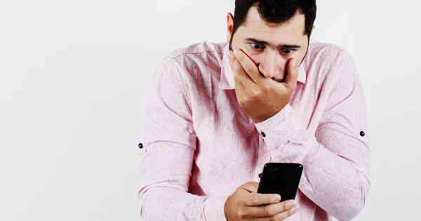Angst als Geschäftsmodell: Wie Verschwörungstheorien gezielt Profit machen / Bild: Freepik, 8photo