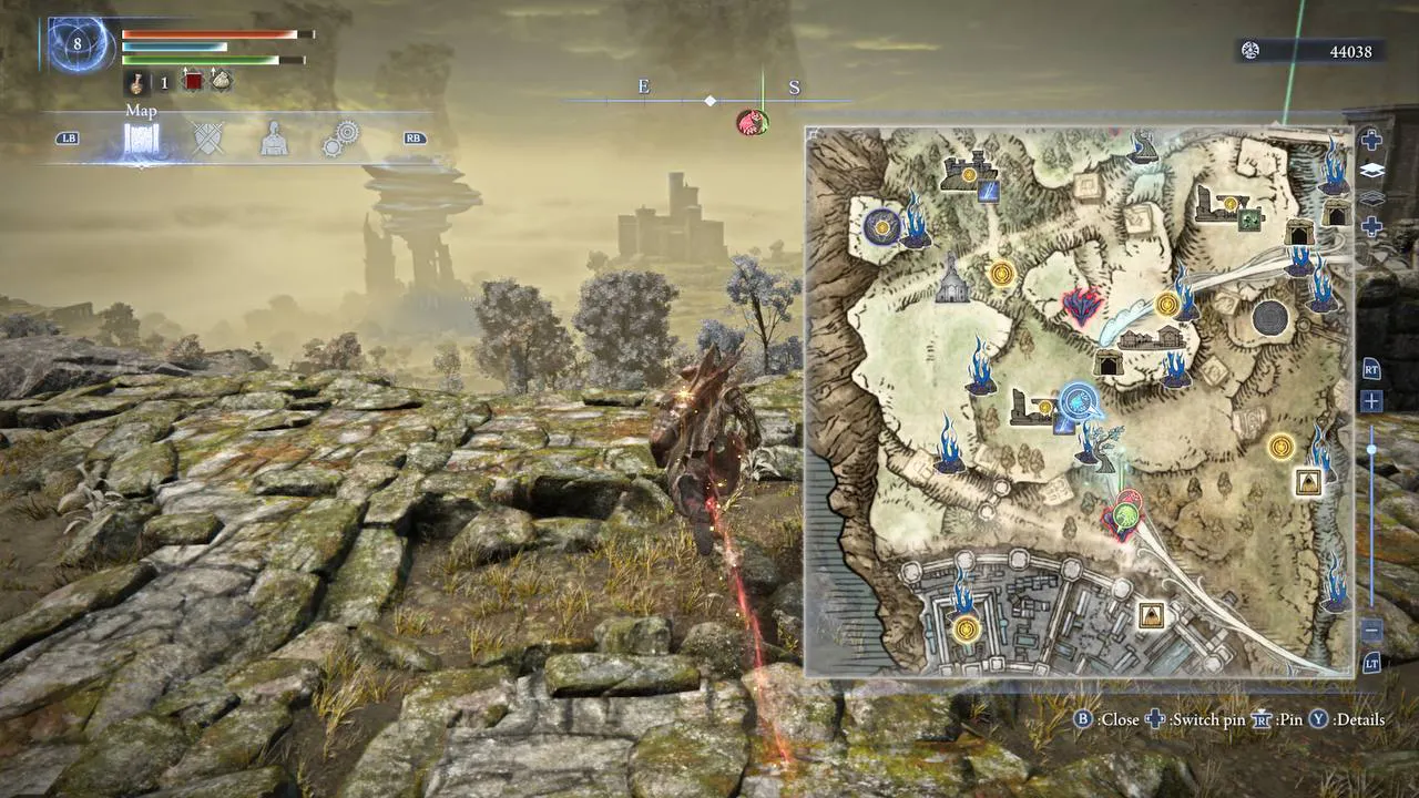 Screenshot aus Elden Ring: Die Karte zeigt mehrere Marker.