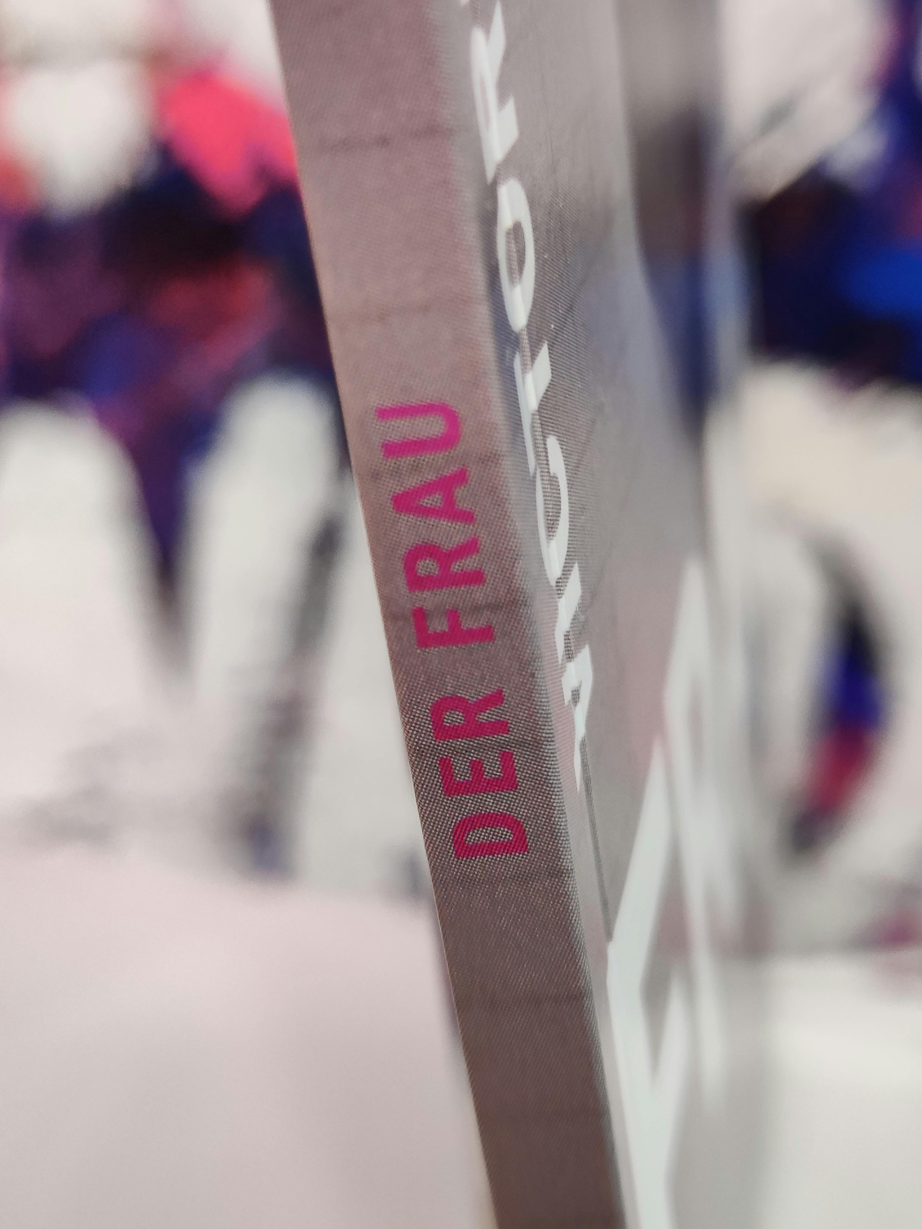 Cover (Detail), Der Frau, Victoria Hohmann, Offbeat-Publishing, 2025
