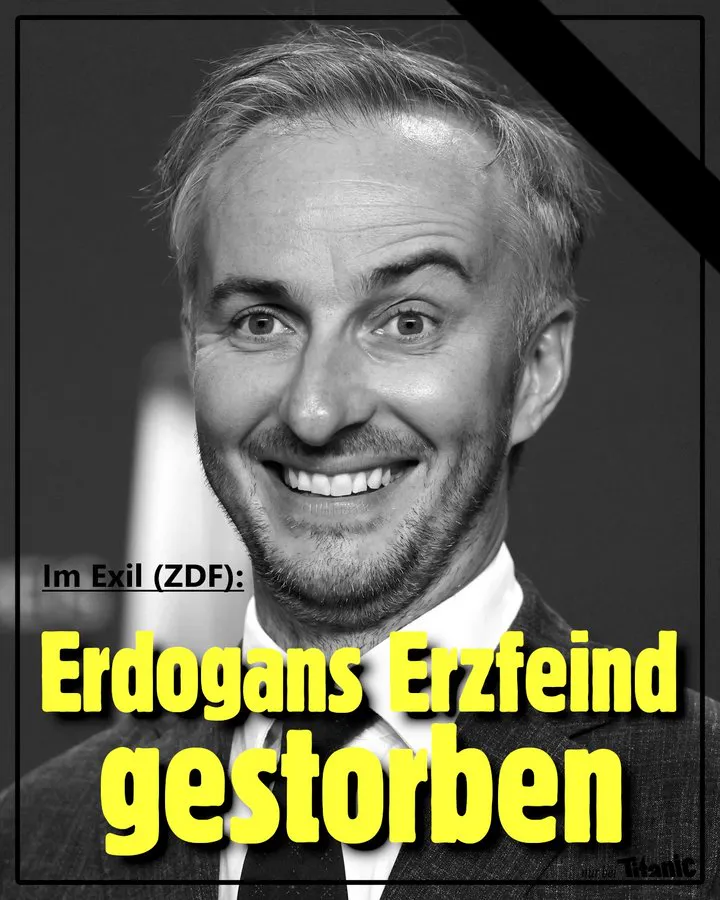 Schwarz-Weiß-Foto von Jan Böhmermann, dazu der Text: »Im Exil (ZDF): Erdogans Erzfeind gestorben«.