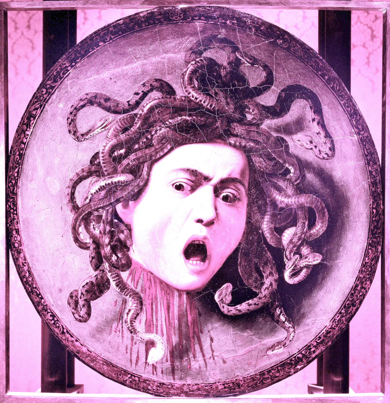 Medusa-Gemälde von Caravaggio, rosa eingefärbt