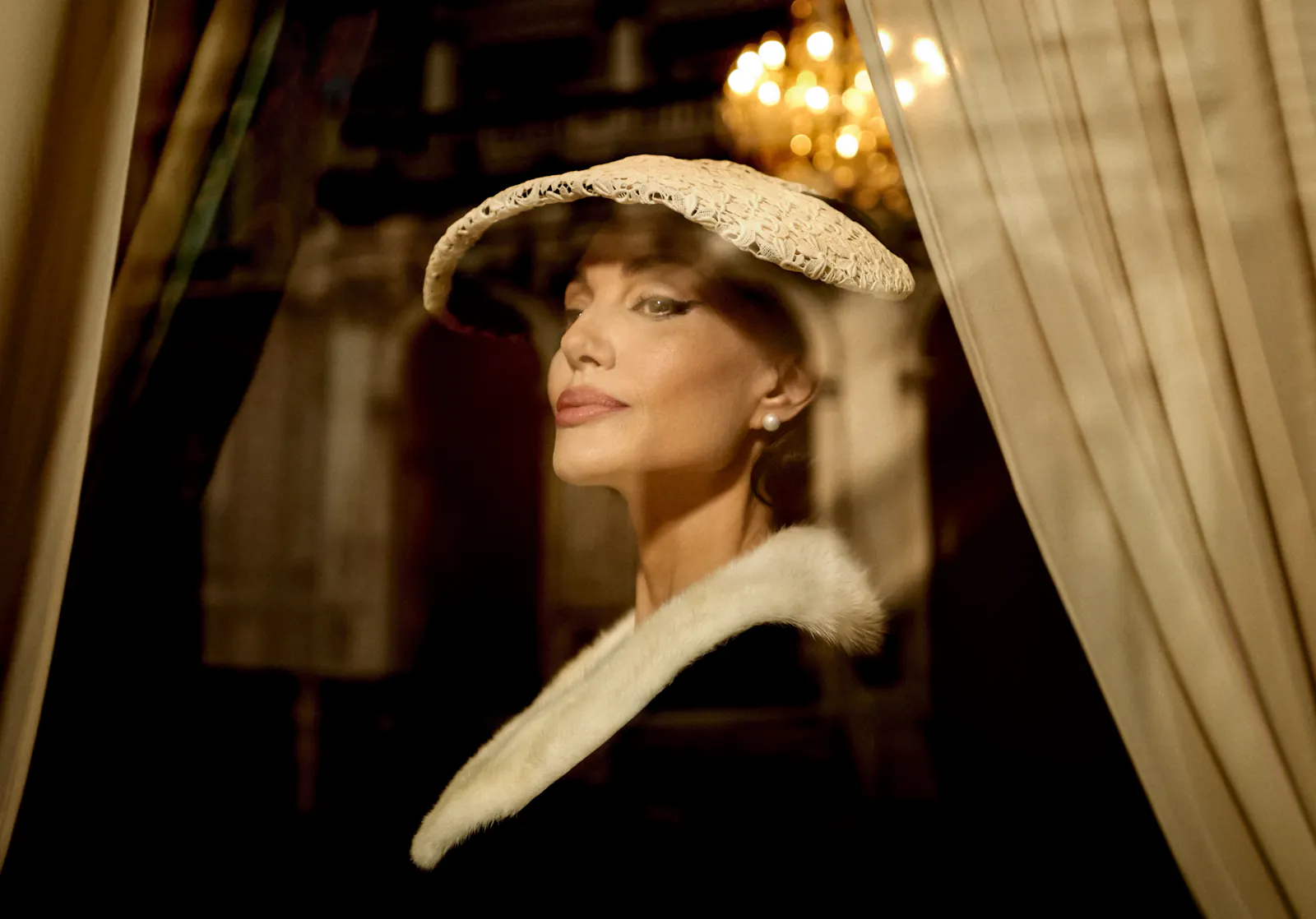 Maria Callas (Angelina Jolie) // © STUDIOCANAL GmbH / Pablo Larraín