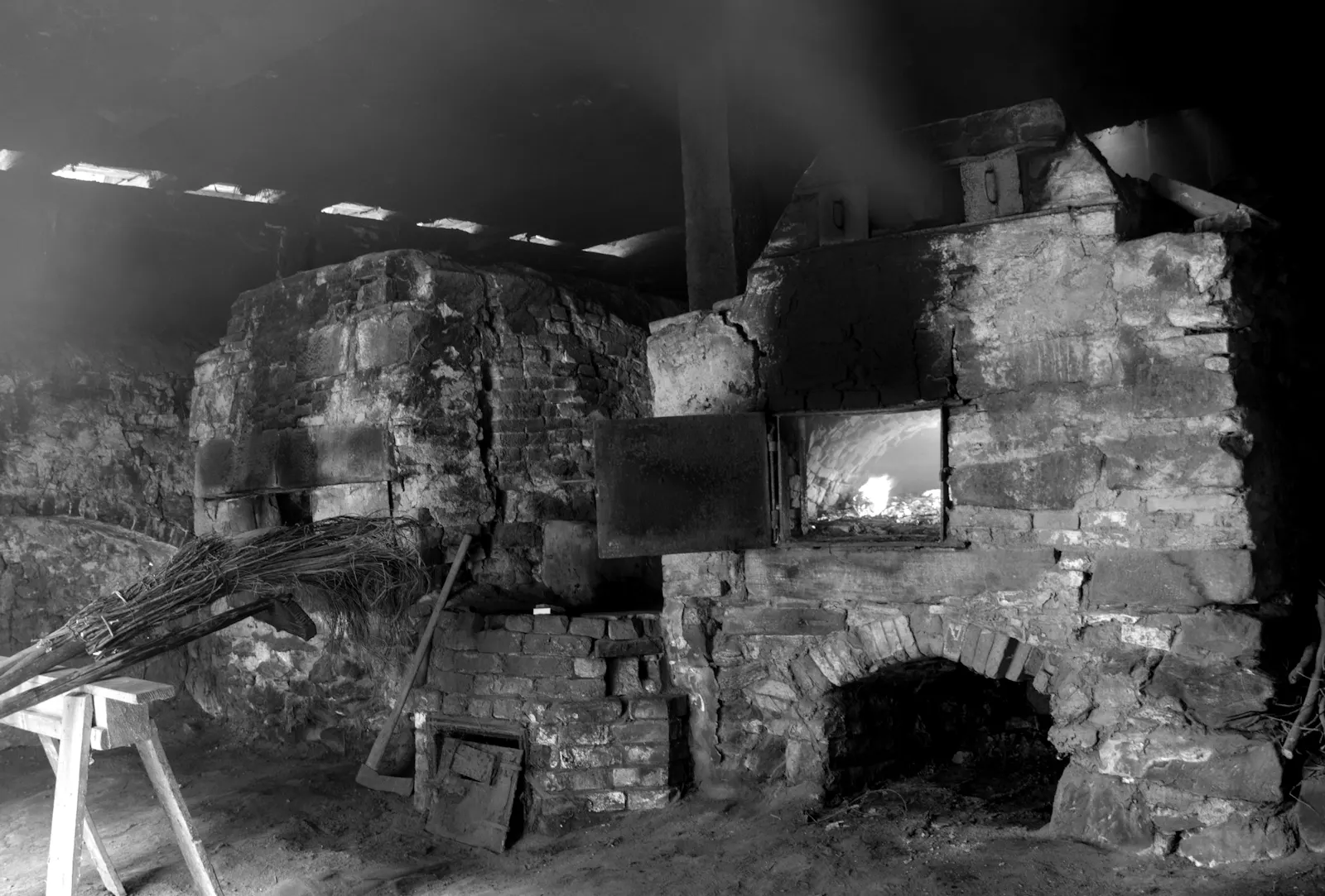Ein Holzofen aus der Mitte des 18. Jahrhunderts im Schwarzwald - so ähnlich mag jener Holzofen gebaut gewesen sein, der im Text aus dem Jahr 1700 beschrieben wird.