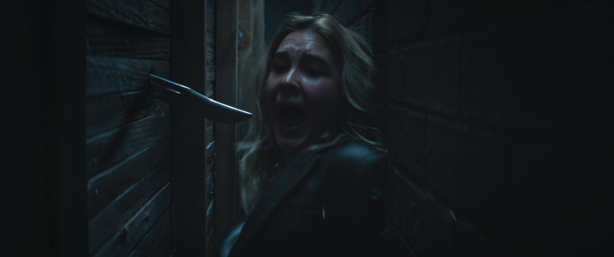 Neues Ziel hinter der Wand: Tatum (Isabel May) in „Scream 7“ von Paramount Pictures und Spyglass Media Group. // © 2025 PARAMOUNT PICTURES. ALL RIGHTS RESERVED., Foto: Jessica Miglio