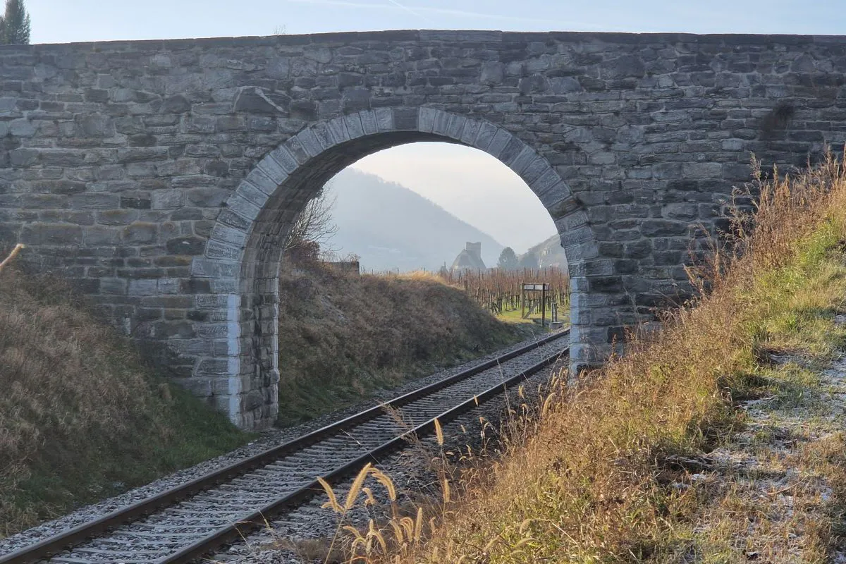 Eisenbahnübergang zwischen Wösendorf und St. Michael