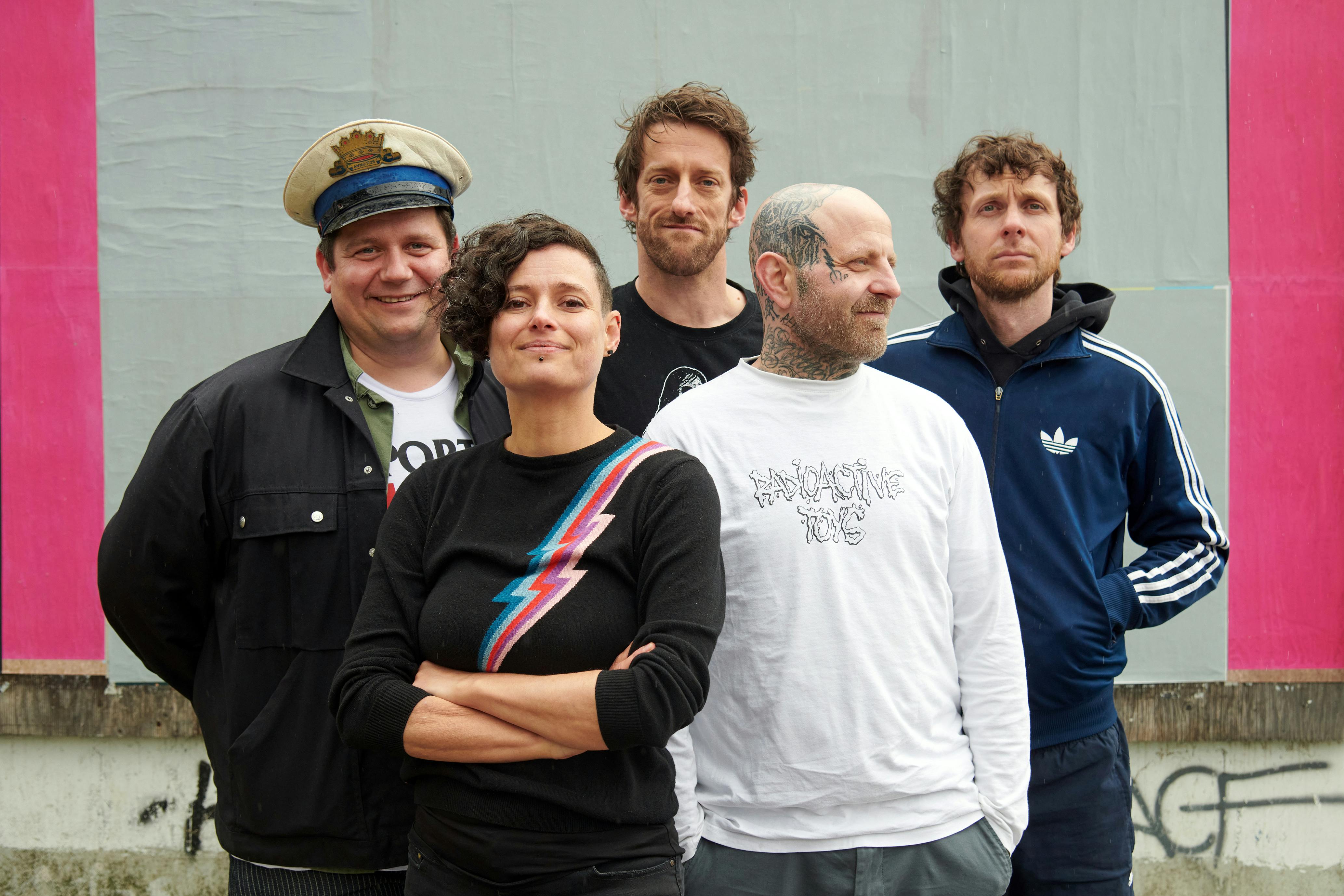 Bandmitglieder von GEBRETTER