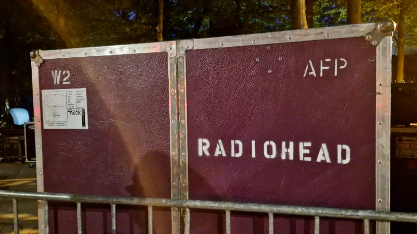 Tour-Koffer mit der Aufschrift RADIOHEAD