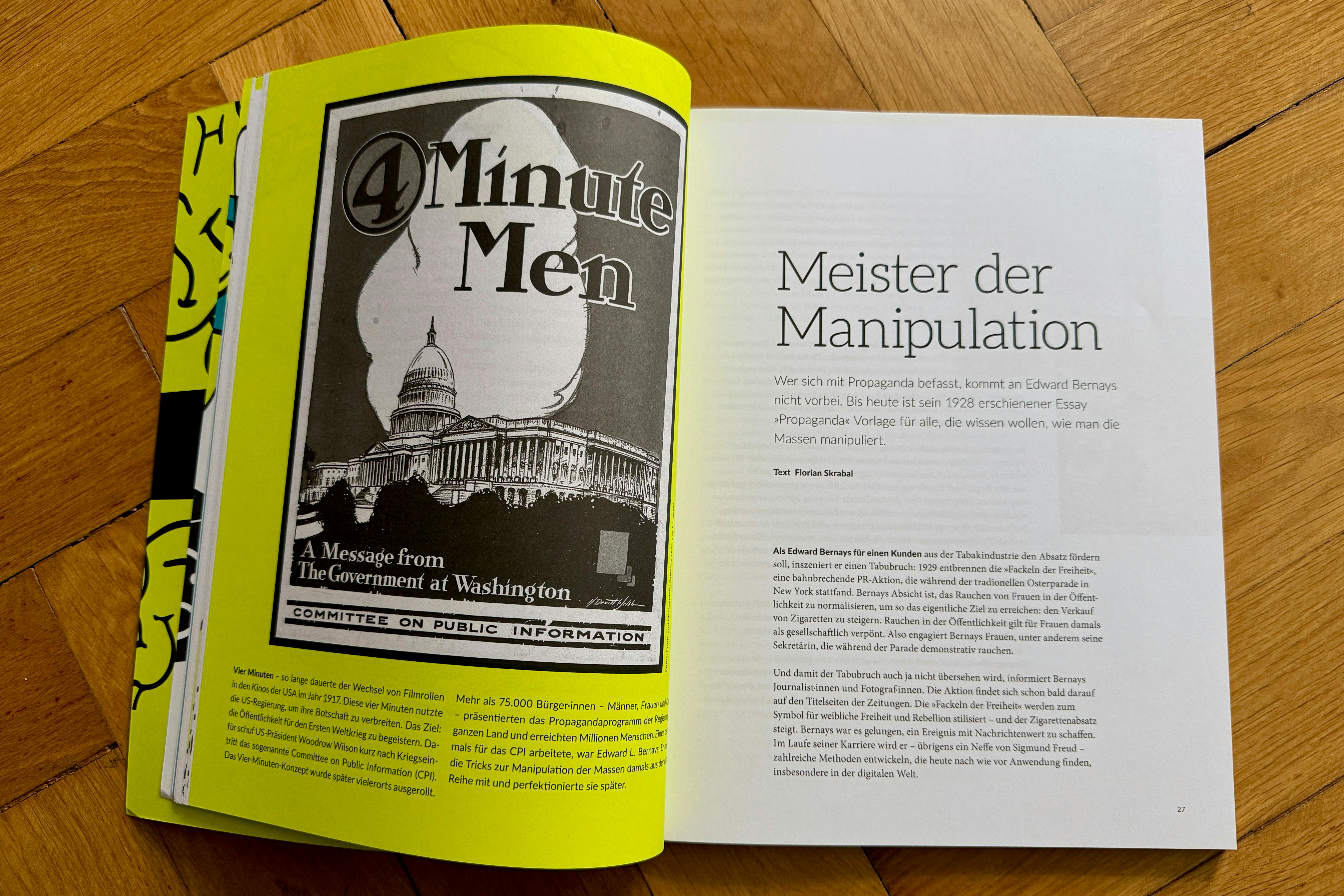 Aufgeschlagenes Dossier-Magazin mit Story