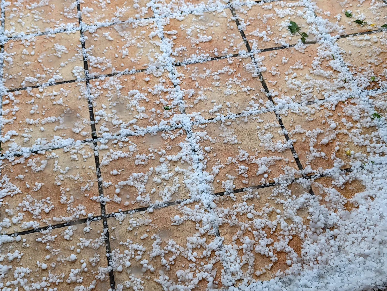 Der Hagel vom 8. Juni. Jetzt gilt schon wieder eine Unwetterwarnung auch für Stuttgart. Foto: Jürgen Brand