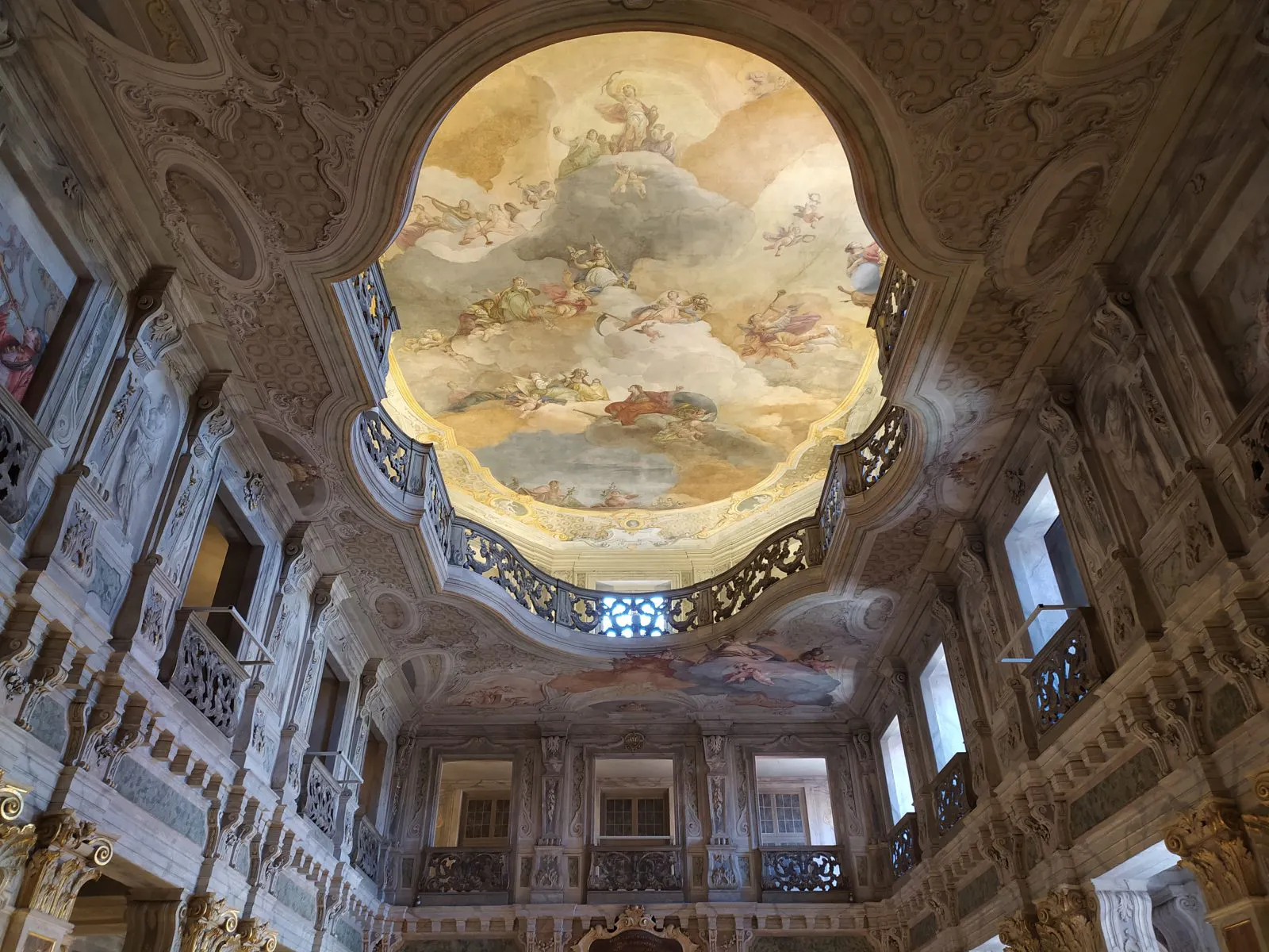 Ridotto del teatro Grande di Brescia