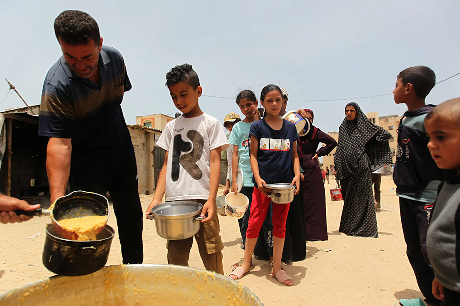 Essensverteilung im Süden von Gaza
