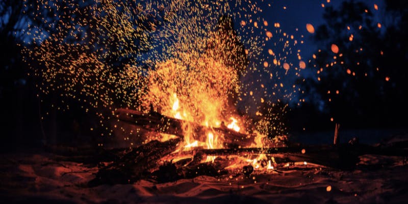 Lagerfeuer; Sheba Mehofer-Schilk; Steady; Mein Raum;