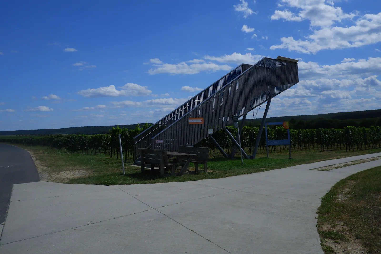Aussichtswarte "Blaufränkischblick" in Horitschon