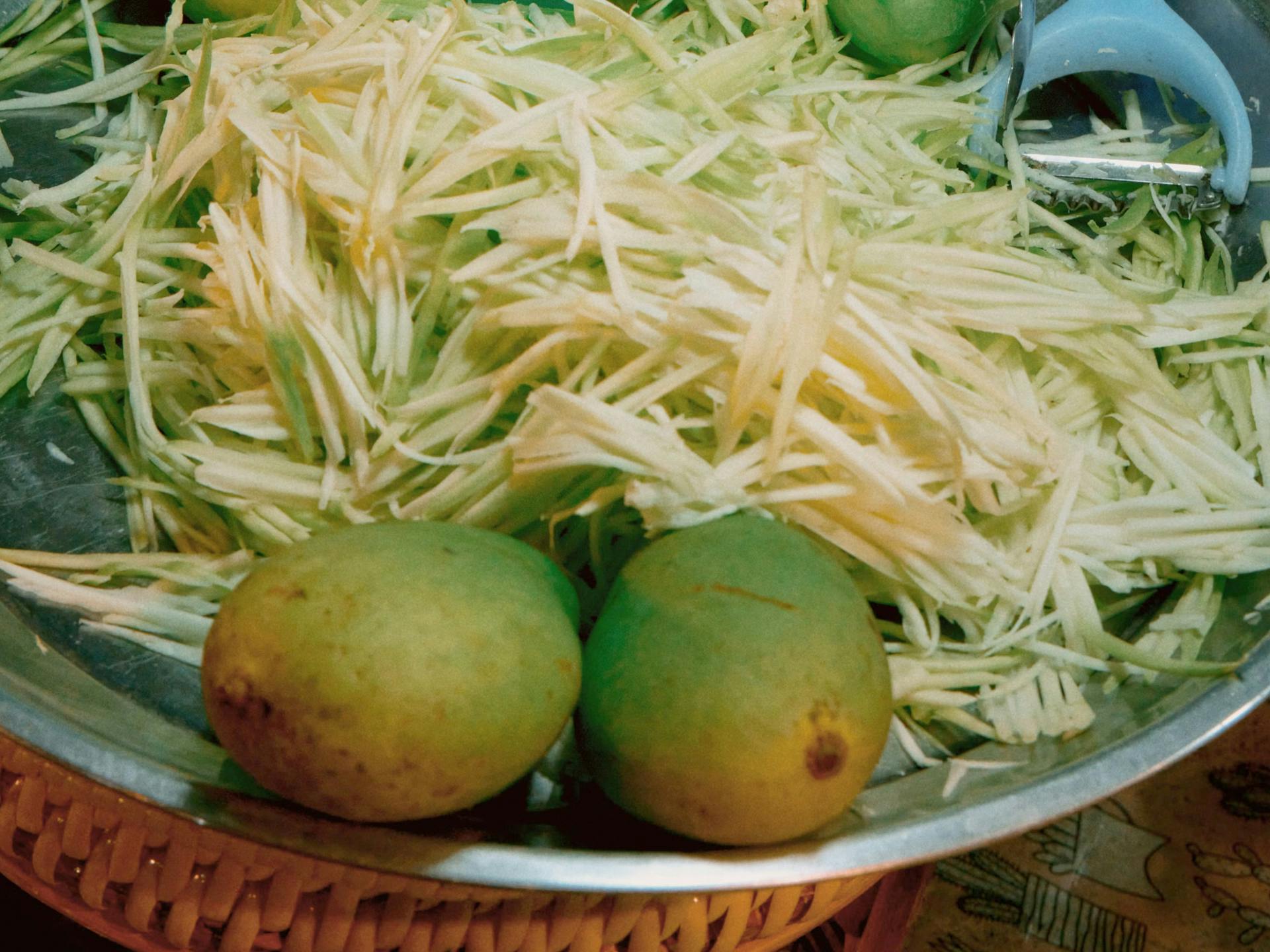 Rezept: Salat aus grünen Mangos
