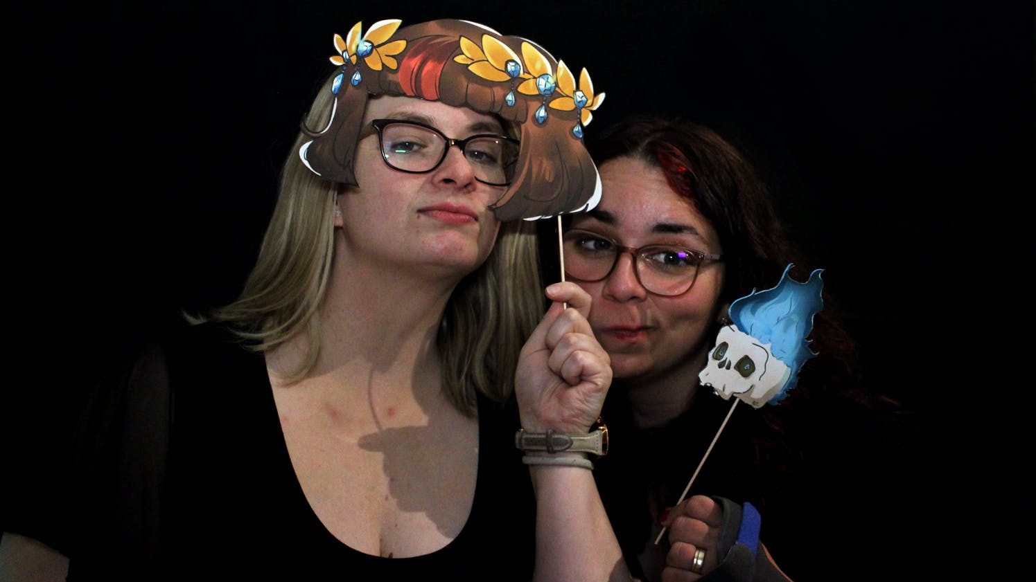 Carina und Aylin.