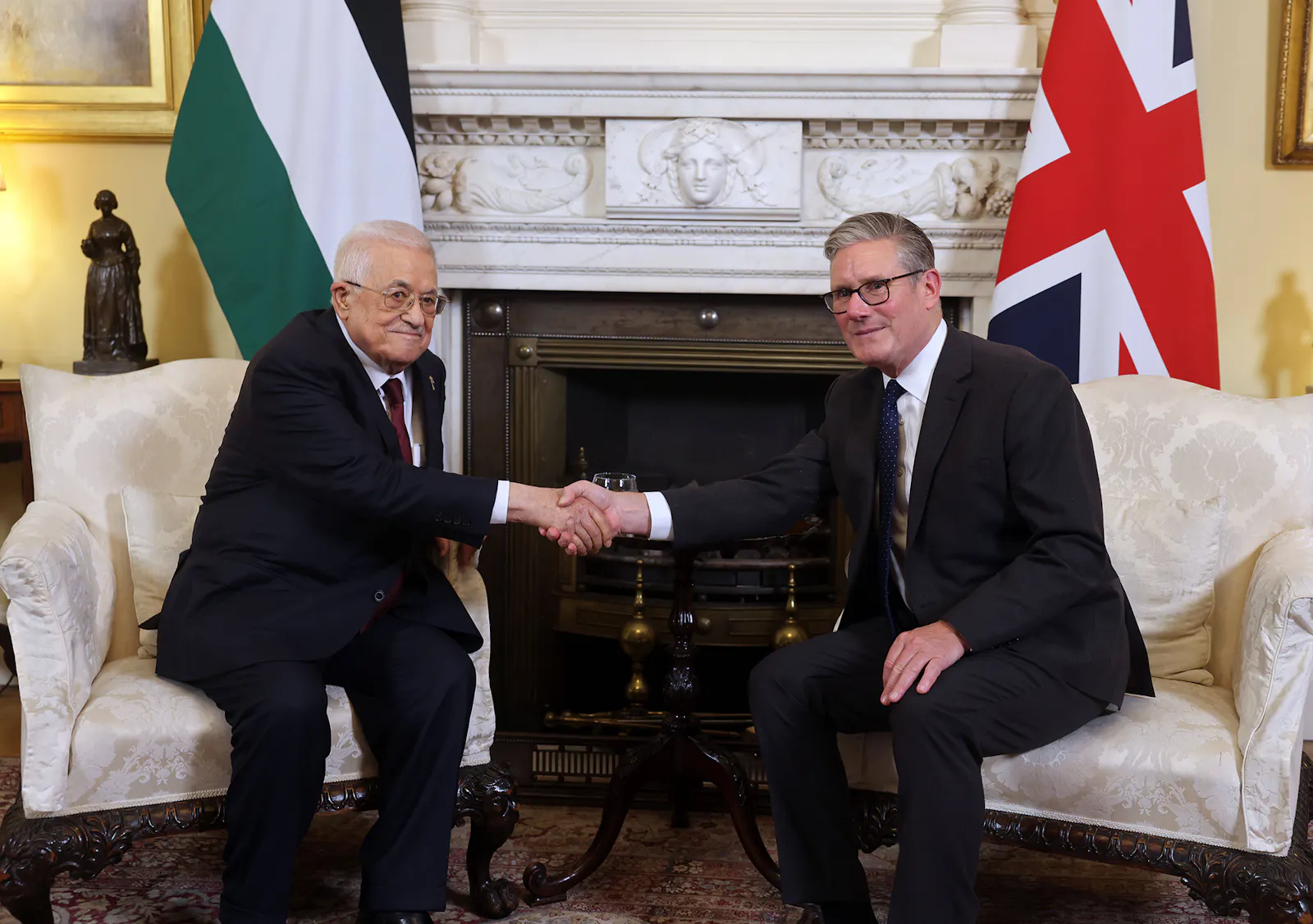 Der palästinensische de facto Diktator Abbas mit dem britischen Premierminister Starmer.