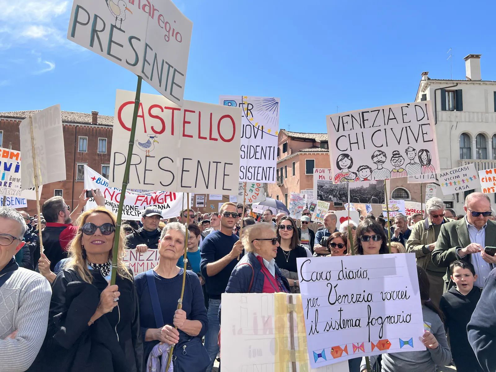 Demonstration gegen den Ausverkauf Venedigs auf Campo Sant'Angelo