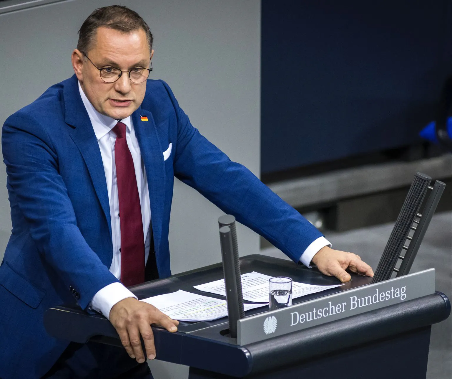 Tino Chrupalla (AfD) gewann 2017 Michael Kretschmers Wahlkreis und verteidigte ihn am Sonntag mit 48,9 Prozent. Foto: Deutscher Bundestag / Christian Köhler