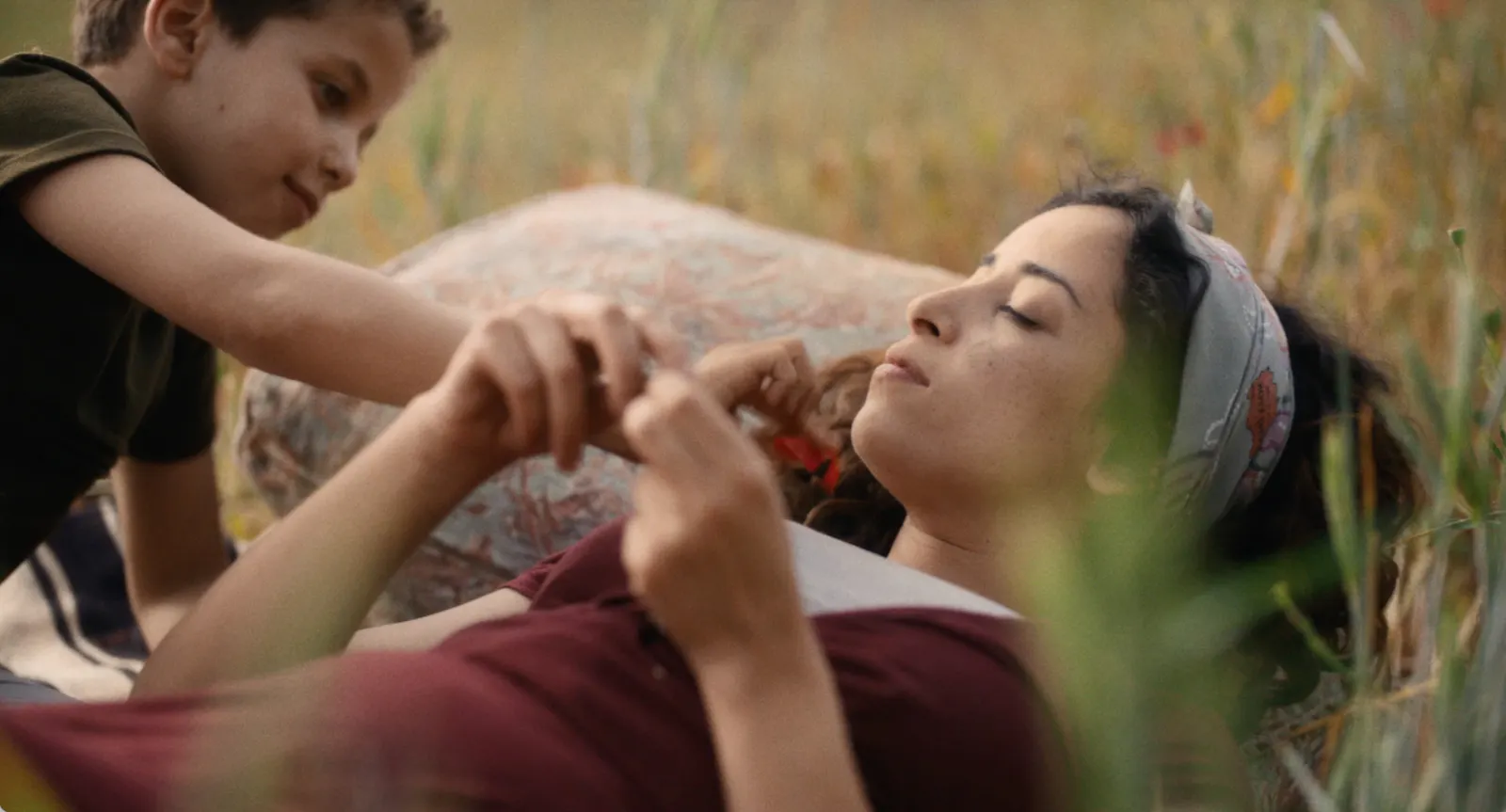 ALLE LIEBEN TOUDA (Nisrin Erradi) und Sohn Yassine (Joud Chamihy) // © ImmerGuteFilme