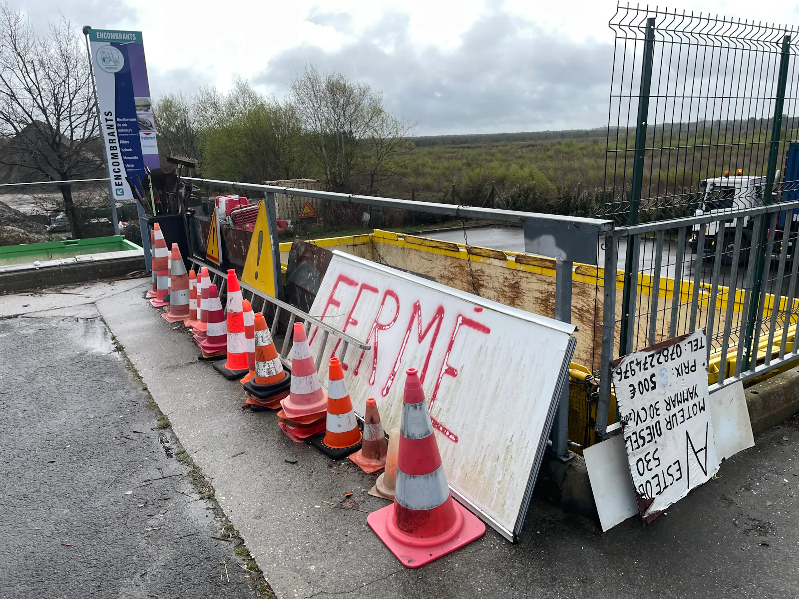 Bild eines Müllcontainers in Frankreich